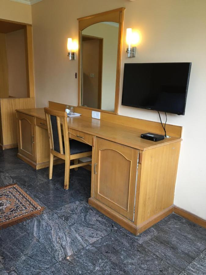 Asr Guesthouse Tirupati Esterno foto